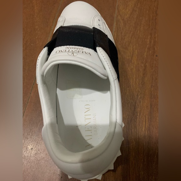 Valentino Sneaker - Picture 7 of 8